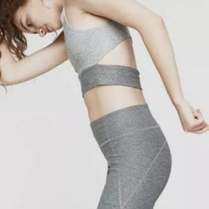 Outdoor Voices Slashback Tri Tone Crop Top Medium Dove Ash Graphite Grays